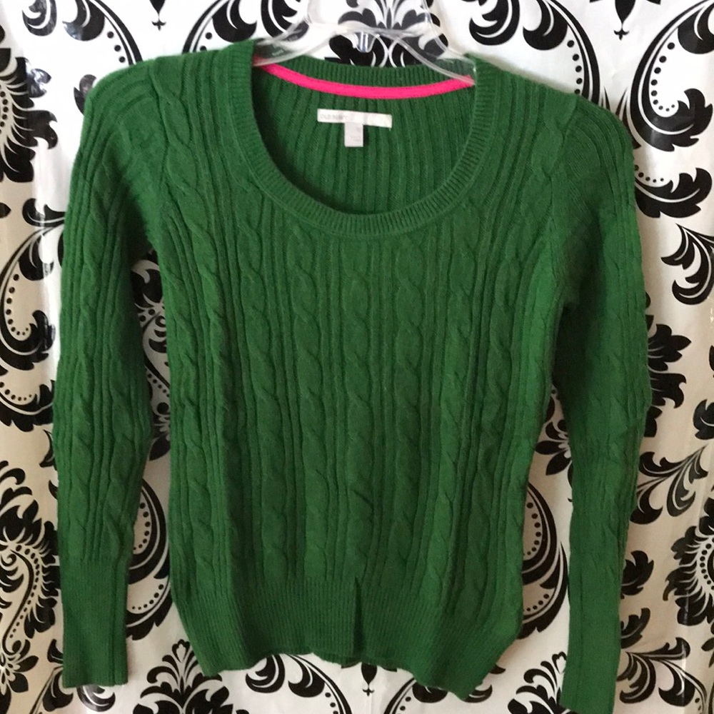 Old Navy sweater
